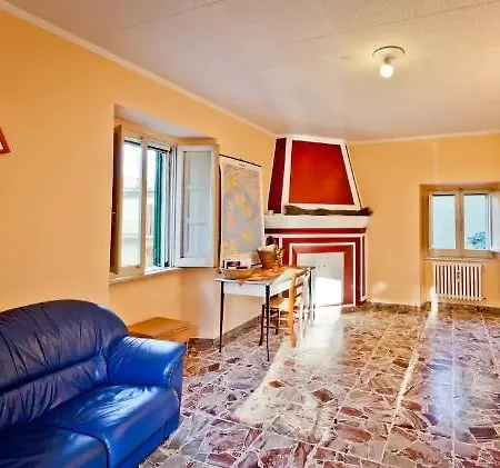 Palazzo Lupini 兰恰诺